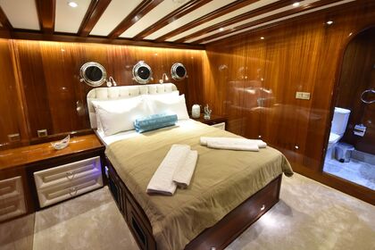 Luxury Gulet Charter in Fethiye – 20-Person Capacity