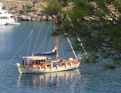 Location Voilier Taylor Made Wooden Traditional Galaxidi