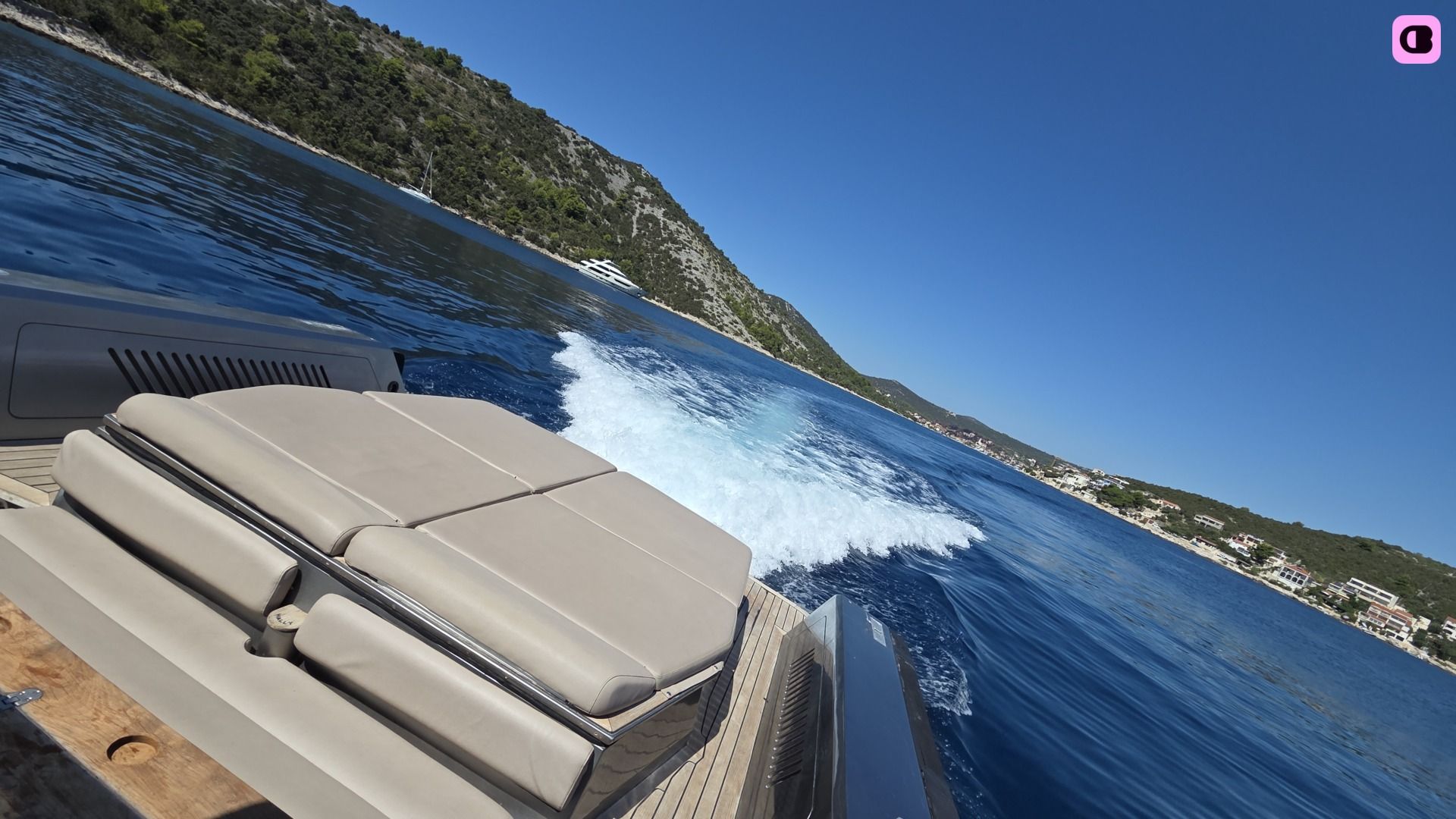 Bateau à moteur Wally 45 900cv 4
