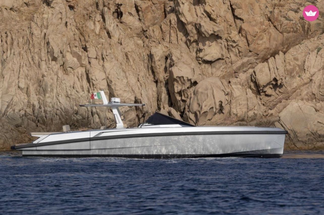 Bateau à moteur Wally 48 960cv