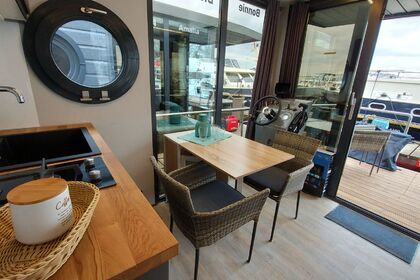 Boat without a license in 6 for rent in  Villa am