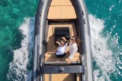 Charter Boat without licence  Navigandoperlelba Gommone 5 mt Portoferraio