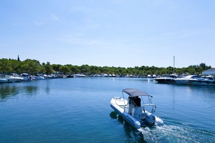 Location Semi-rigide Zar Formenti ZARmini Rib Pro 18 HSC Šibenik