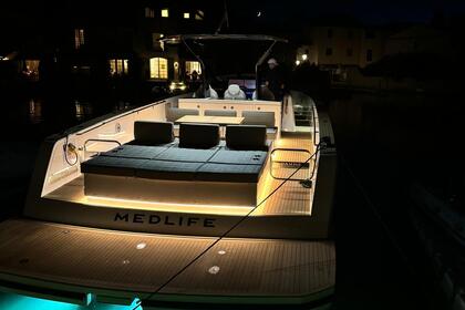 Hyra båt Motorbåt Pardo 43 Saint-Tropez