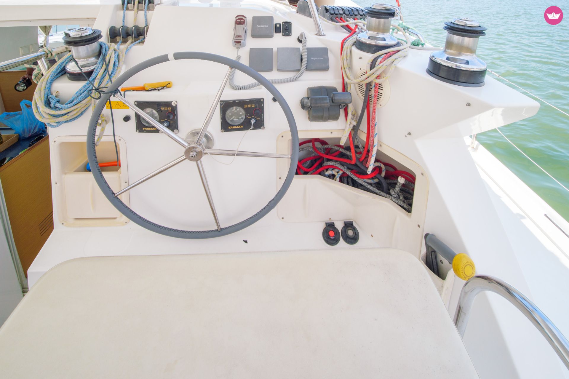 Catamaran Lagoon 420 12.6m 8