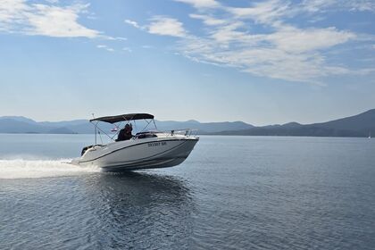 Alquiler Lancha Quicksilver Activ 555 Cabin Makarska