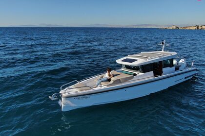 Hire Motorboat Axopar Axopar 37 CX Alimos