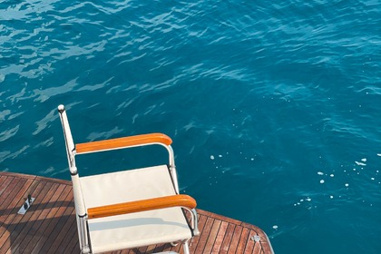 Ιδιωτική πολυτελής κρουαζιέρα - Γιοτ 50 ποδιών