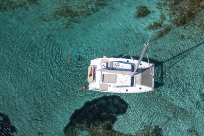 Location Catamaran AVENTURA 34 La Maddalena