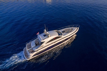 Rental Motor yacht Fairline  Targa 62 Podstrana