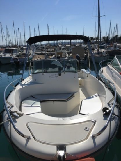 Location Bateau à moteur Ocqueteau Olympio 630 Saint-Laurent-du-Var