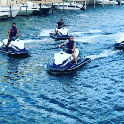 Alquiler Moto de agua Yamaha Vx 110 Deluxe Ampuriabrava