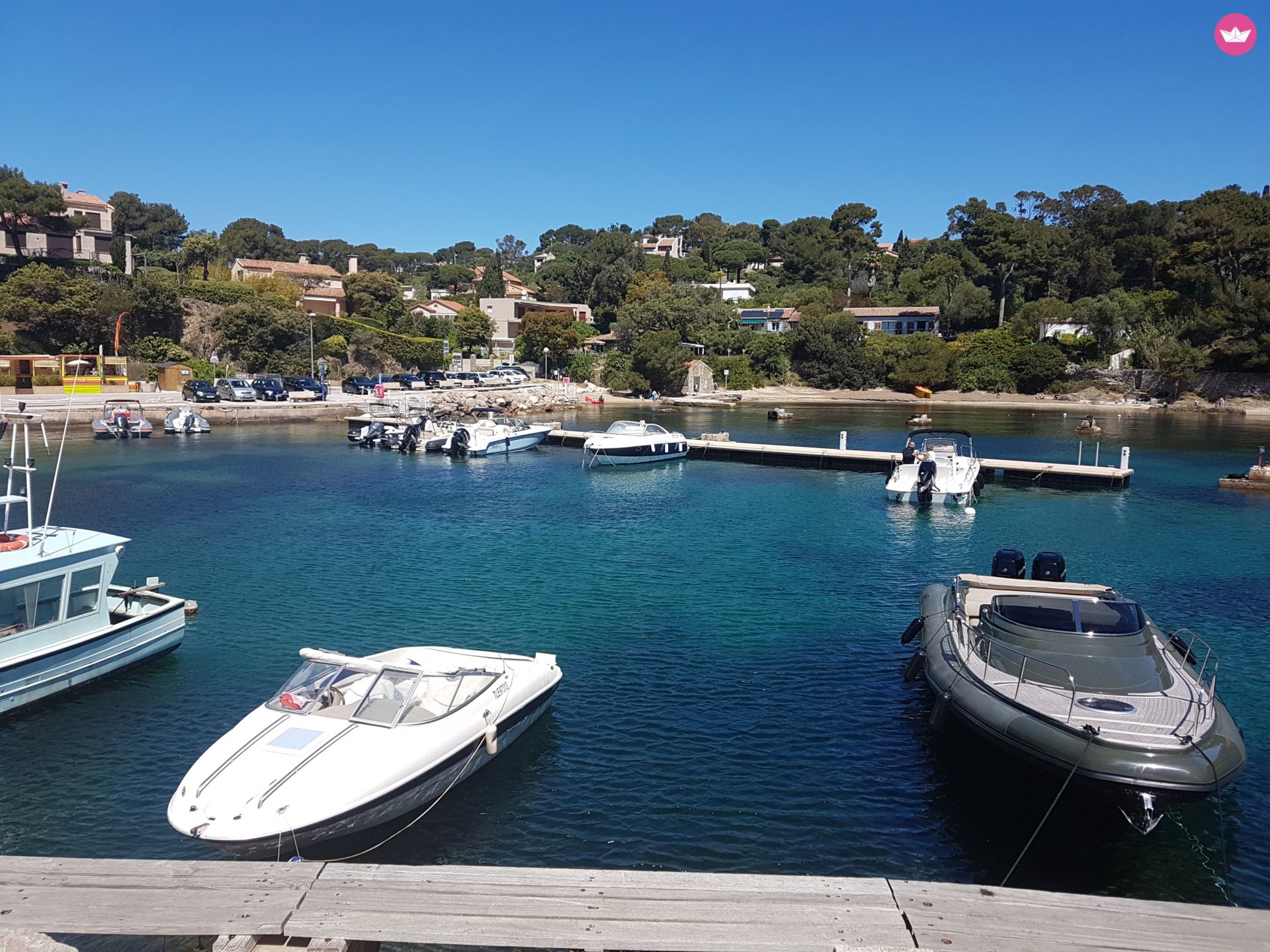 Location bateau à moteur à Hyères de particuliers et professionnels