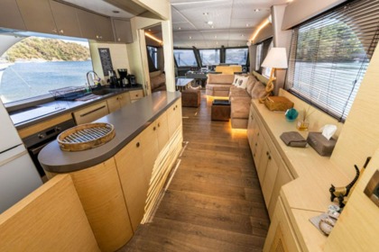 Luxury motor yacht with a capacity of 8 people