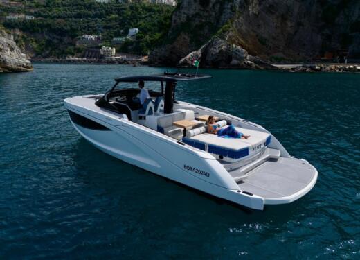 Motorboat Nerea NY40 Boot Grundriss