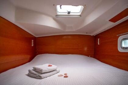 Catamarán Messina (Lagoon 380)