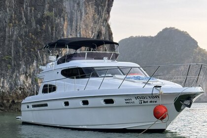 Location Bateau à moteur Sealine T 50 Phuket