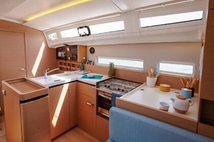 Verhuur Zeilboot Jeanneau Sun Odyssey 410 - 3 cab. Tortola