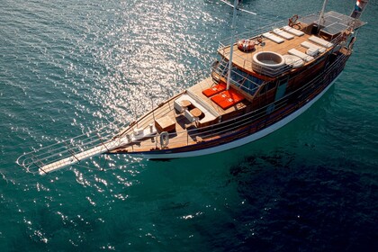 Hyra båt Segelbåt  Gulet Trebenna Općina Omiš