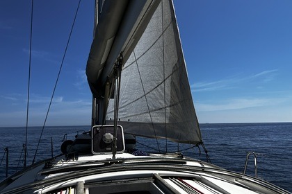 Charter Sailboat Beneteau Oceanis 43 Procida