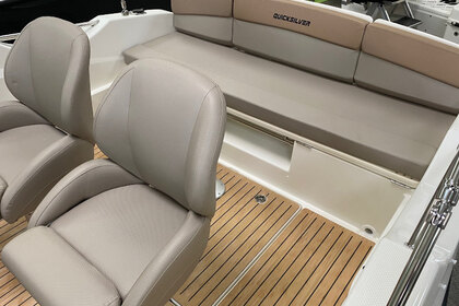 Quicksilver 555 Cabin Mercury 80hp Jazine