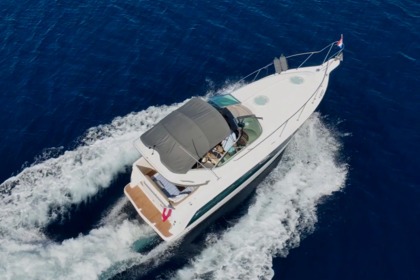 Charter Motorboat Maxum 2900 SCR Biograd na Moru