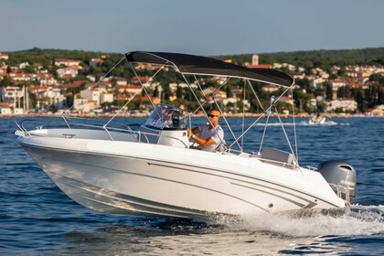 Rental Motorboat Prince 570 Open Malinska