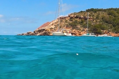 Détendez-vous à bord de ce bateau sans permis à