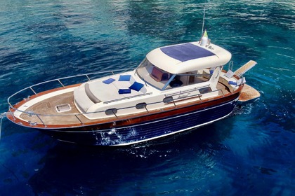 Verhuur Motorboot Apreamare Gozzo Sorrento