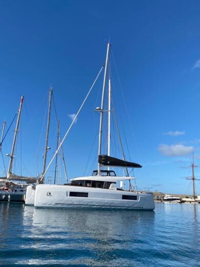 Lagoon 400