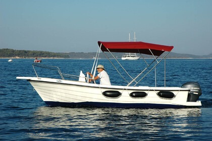 Rental Motorboat Yugoplastika Pasara Nautica 500 Hvar