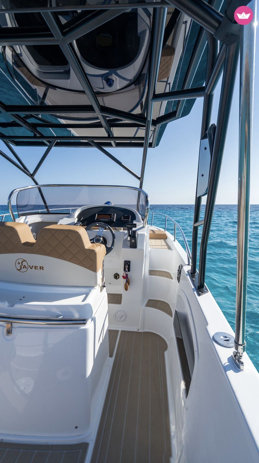 Bateau à moteur Saver 750wa hardtop 4
