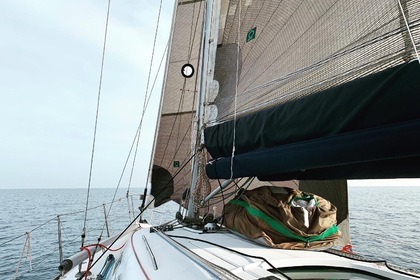 BENETEAU 40.7 NICE, COMFORTABLE AND FAST!