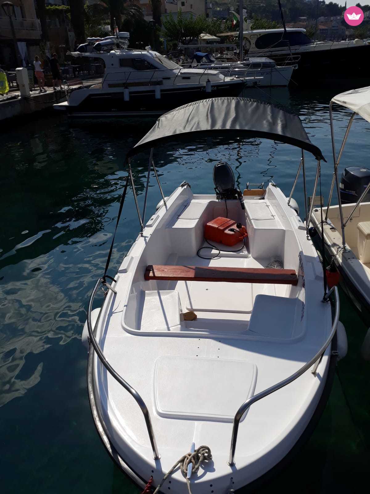 Bateau à moteur Ven 501 8cv 2