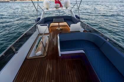 Luxury Yacht Istanbul: Your Exclusive Bosphorus Escape