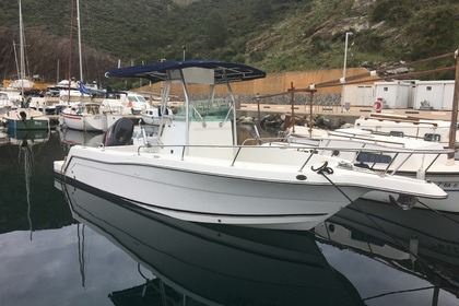 Charter Motorboat Robalo 2420 Portbou