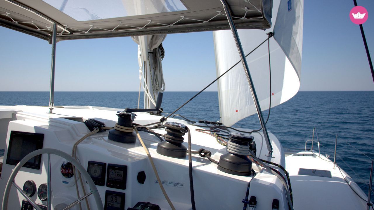 Catamaran FOUNTAINE PAJOT LUCIA 40 11.73m 6