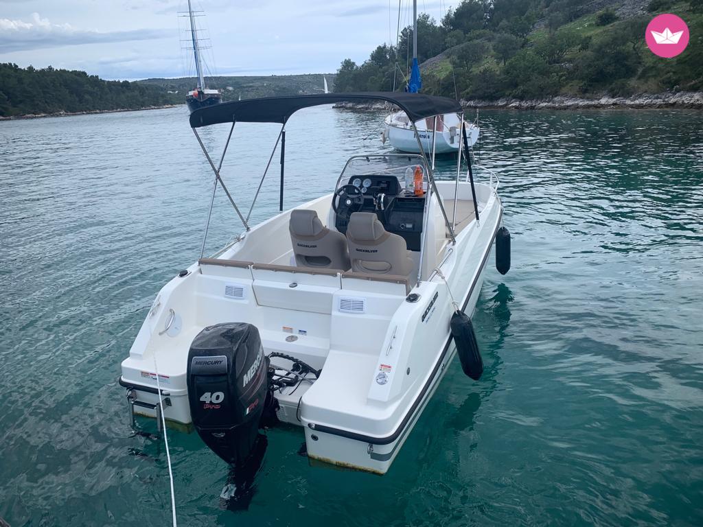 Lancha Quicksilver 555 Activ Open  