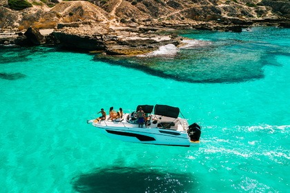 Rental Motorboat Karnic SL800 S'Arenal