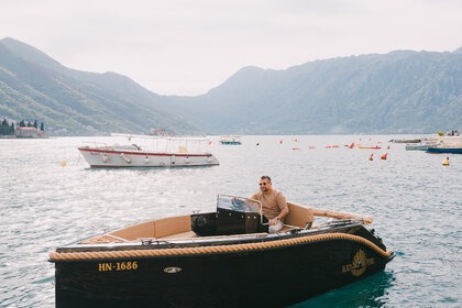 Miete Motorboot Black Pearl Silver 555 Perast