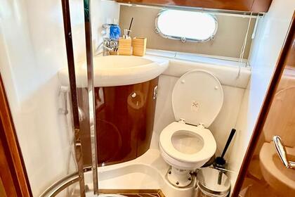 BEST 48FT YACTH FOR RENT IN DUBAI