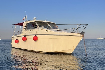 Hire Motorboat Jeanneau Hurricane Nice