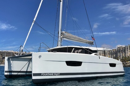 Rental Catamaran Fountaine Pajot Lucia 40 Ibiza