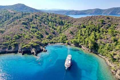 16 People Capacity Traditional Gulet