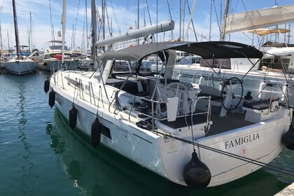 Hyra båt Segelbåt Bénéteau Oceanis 51.1 - 5 + 1 cab. Alimos