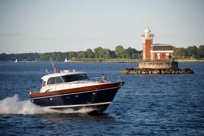 Charter Motorboat Apreamare 48 Positano