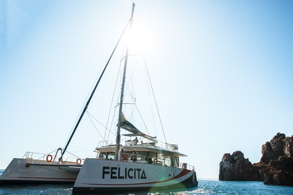 Charter Catamaran Day one 70 Saint-Raphaël