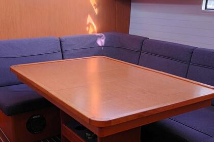 Salida en velero/curso de vela con patrón