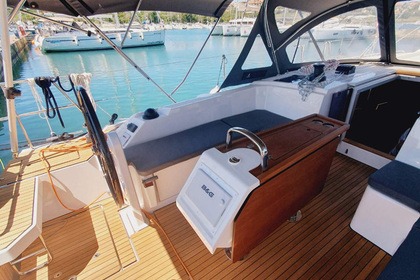 Hyra båt Segelbåt Bavaria Bavaria C42 Style Pula