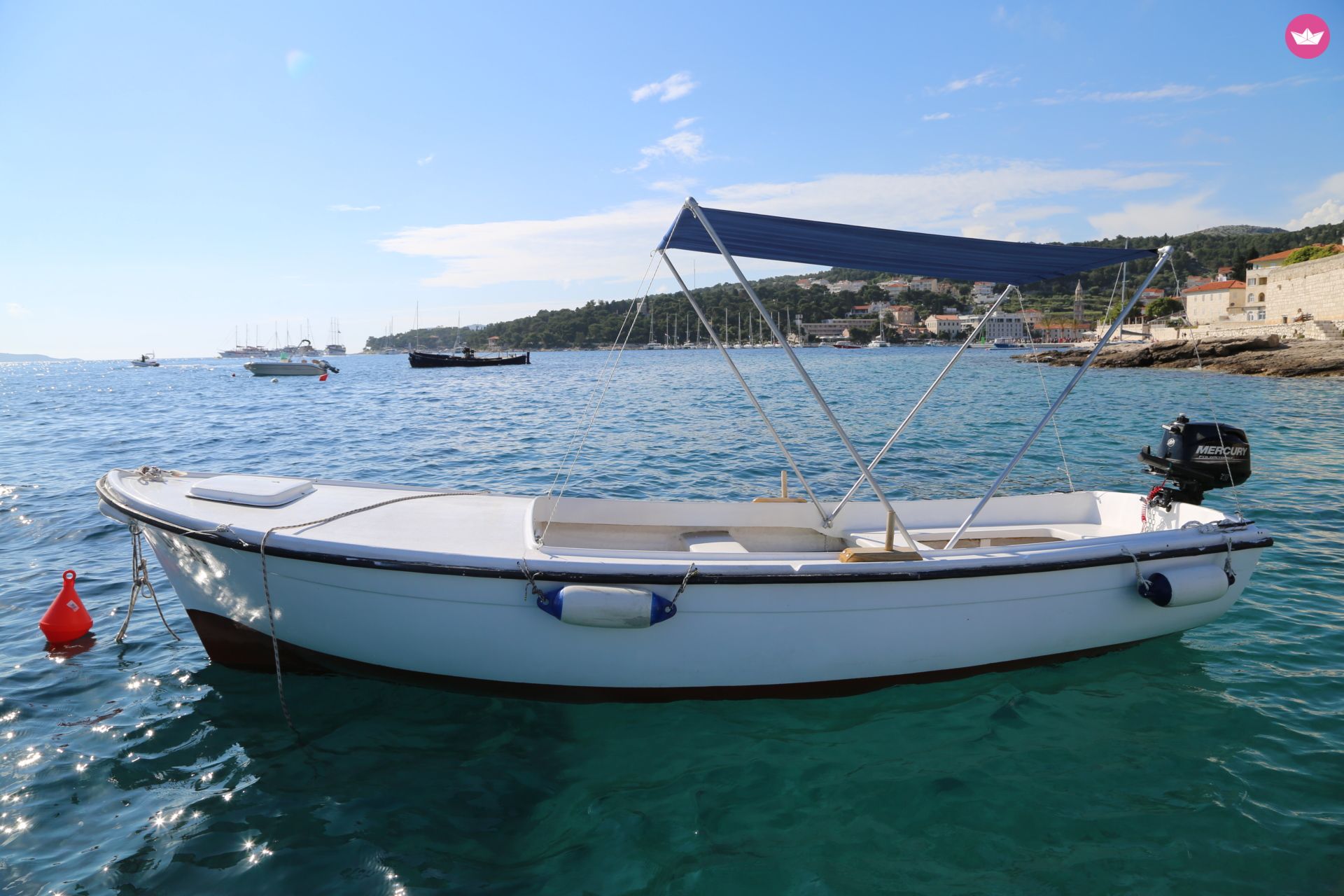 Charter motorboat in Hvar  